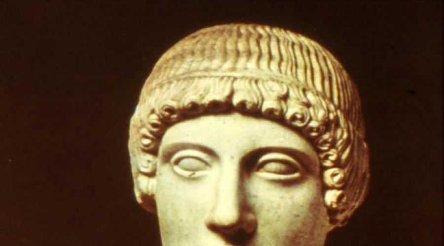 Атрибуты бога аполлона. Кто такой бог Аполлон в древнегреческой мифологии? Рождение прекрасного бога