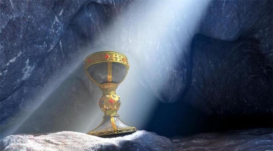 Как выглядит священный грааль. Священный Грааль — таинственная реликвия христианства. Чаша, блюдо и камень